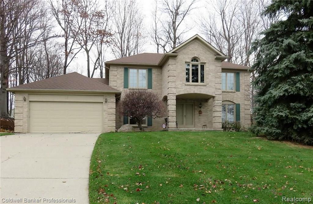 36874 Chesapeake Road Farmington Hills, MI 48335 - Photo 2 of 46