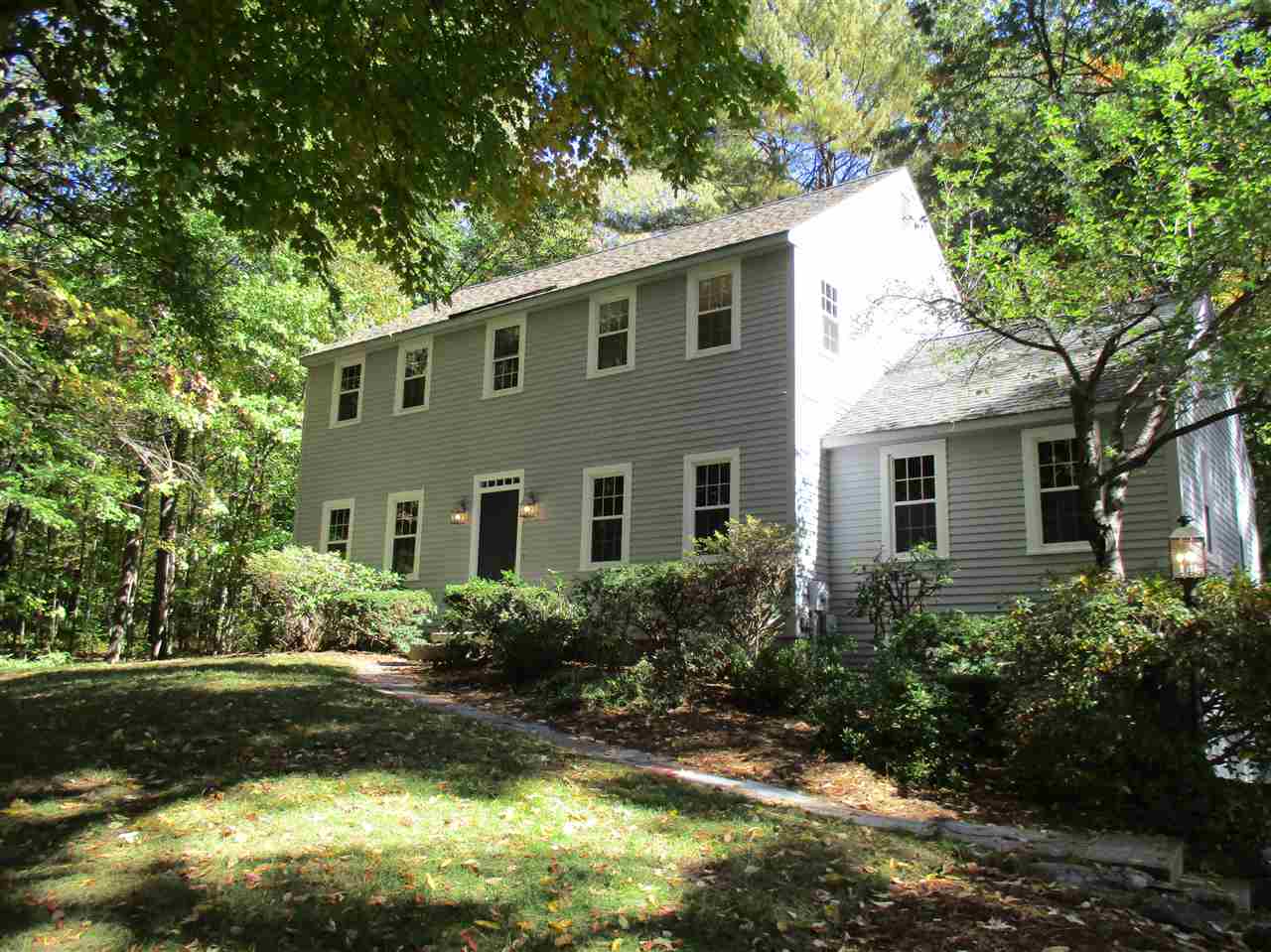 7 Holt Road Amherst, NH 03031 - Photo 1 of 40