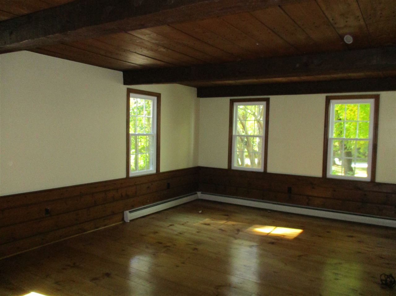 7 Holt Road Amherst, NH 03031 - Photo 12 of 40