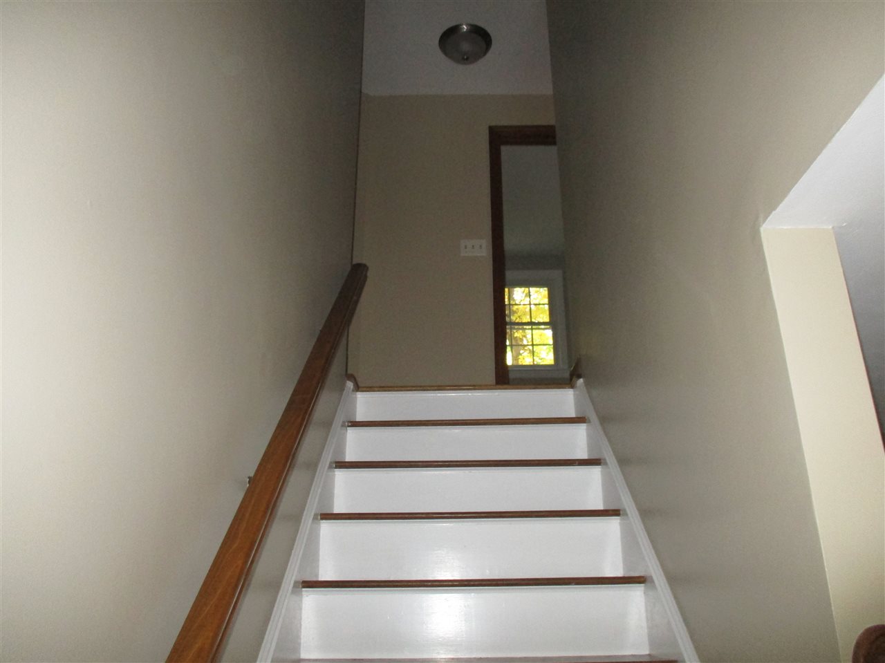 7 Holt Road Amherst, NH 03031 - Photo 21 of 40
