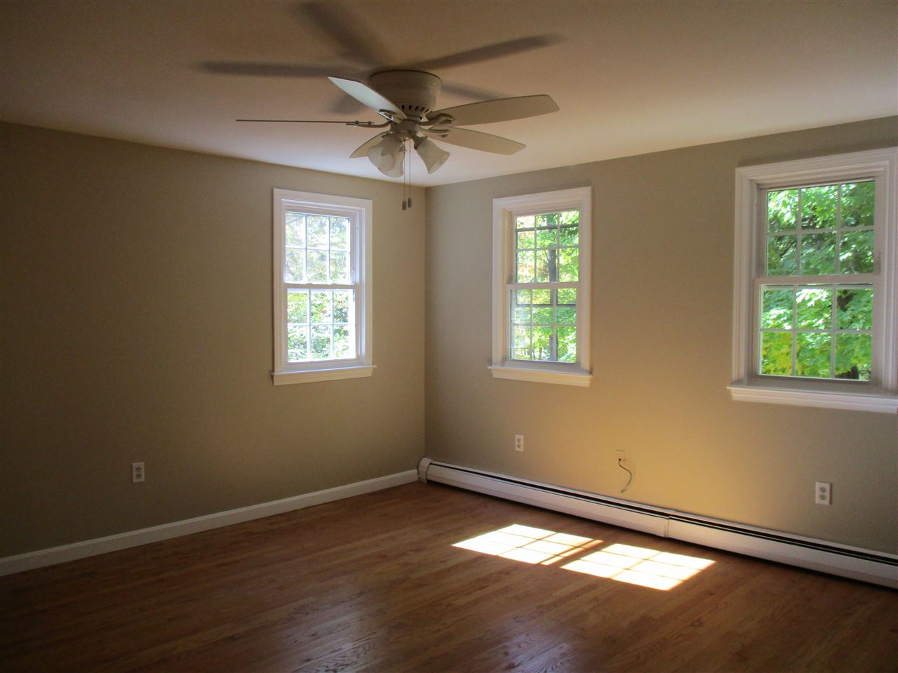 7 Holt Road Amherst, NH 03031 - Photo 22 of 40
