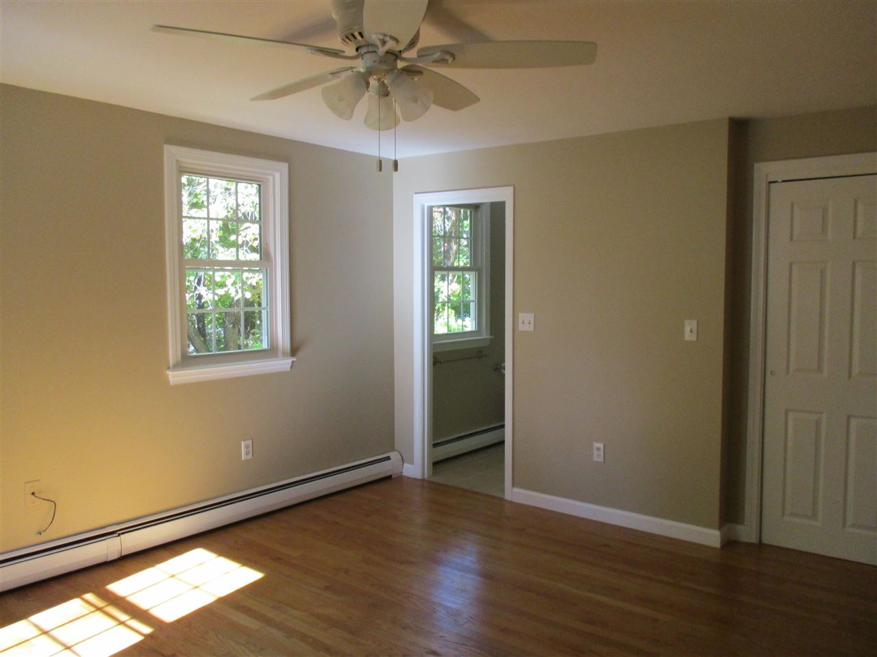 7 Holt Road Amherst, NH 03031 - Photo 23 of 40
