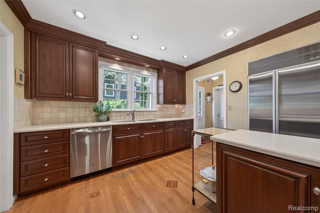 66 Oxford Road Grosse Pointe, MI 48236 - Photo 16 of 52