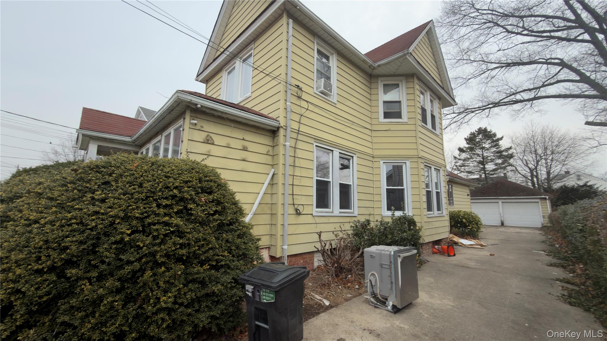 225 Church Street, Unit 2 Freeport, NY 11520 - Photo 5 of 18