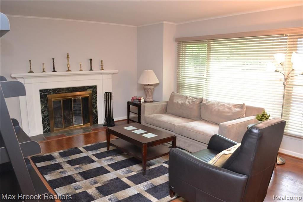 15830 Reedmere Avenue Beverly Hills, MI 48025 - Photo 11 of 20