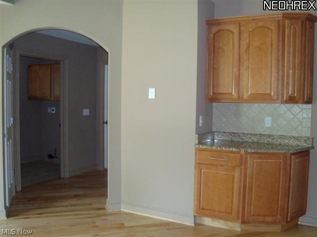 8311 Johnnycake Ridge Road Mentor, OH 44060 - Photo 6 of 23 Kitchen