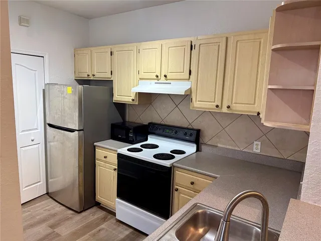 $1,695 | 1225 Lake Shadow Circle, Unit 14305, Maitland, FL 32751