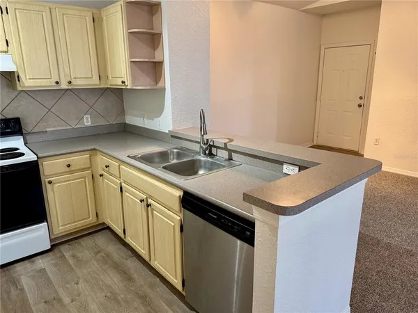 $1,550 | 1225 Lake Shadow Circle, Unit 14305, Maitland, FL 32751