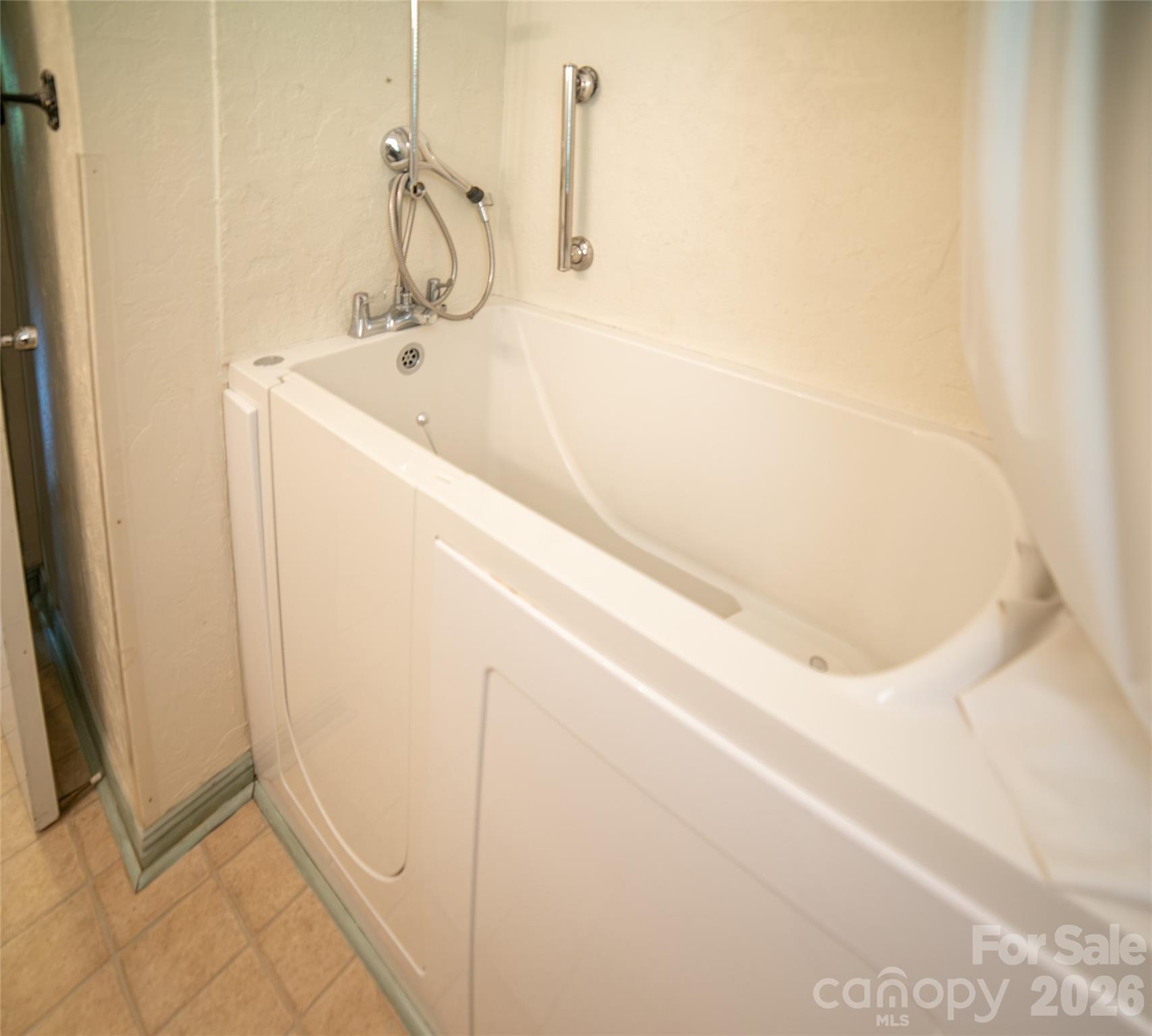 116 Clark Street Morganton, NC 28655 - Photo 21 of 25 Gallery Image 21