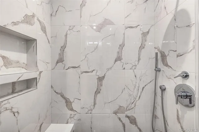 $899,000 | 9 Ocean Watch Court, Freeport, NY 11520