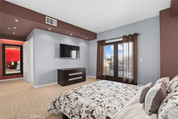 $929,000 | 879 Michigan Boulevard, Unit G, Pasadena, CA 91107