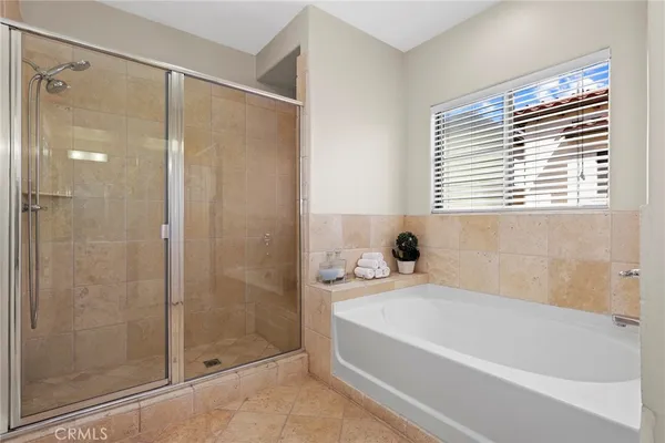 $929,000 | 879 Michigan Boulevard, Unit G, Pasadena, CA 91107