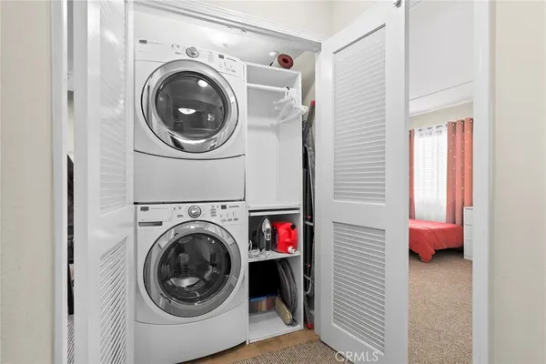$929,000 | 879 Michigan Boulevard, Unit G, Pasadena, CA 91107