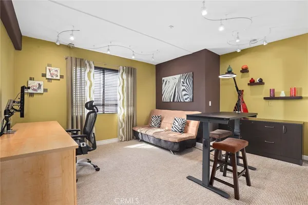 $929,000 | 879 Michigan Boulevard, Unit G, Pasadena, CA 91107