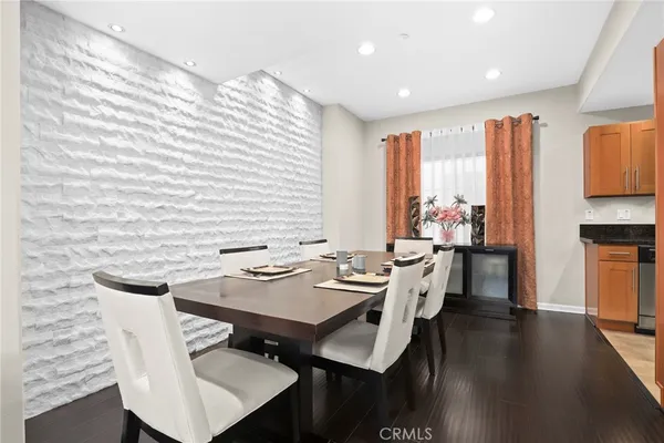 $929,000 | 879 Michigan Boulevard, Unit G, Pasadena, CA 91107