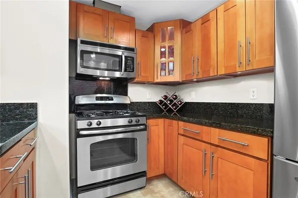 $929,000 | 879 Michigan Boulevard, Unit G, Pasadena, CA 91107