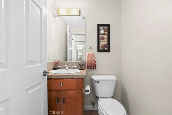 $929,000 | 879 Michigan Boulevard, Unit G, Pasadena, CA 91107