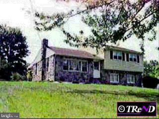 884 Belaire Road Pottstown, PA 19464 - Photo 1 of 1 Gallery Image 1