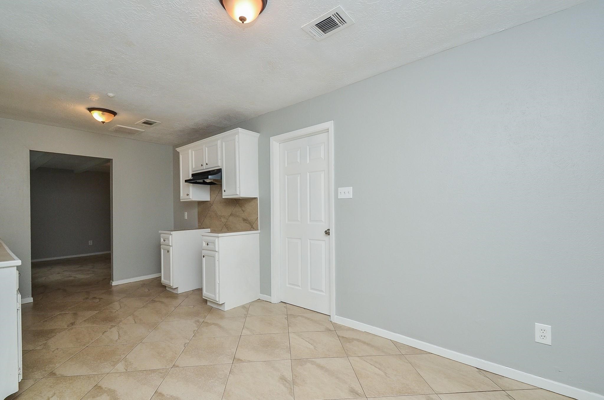 4522 Donalbain Drive Spring, TX 77373 - Photo 11 of 27