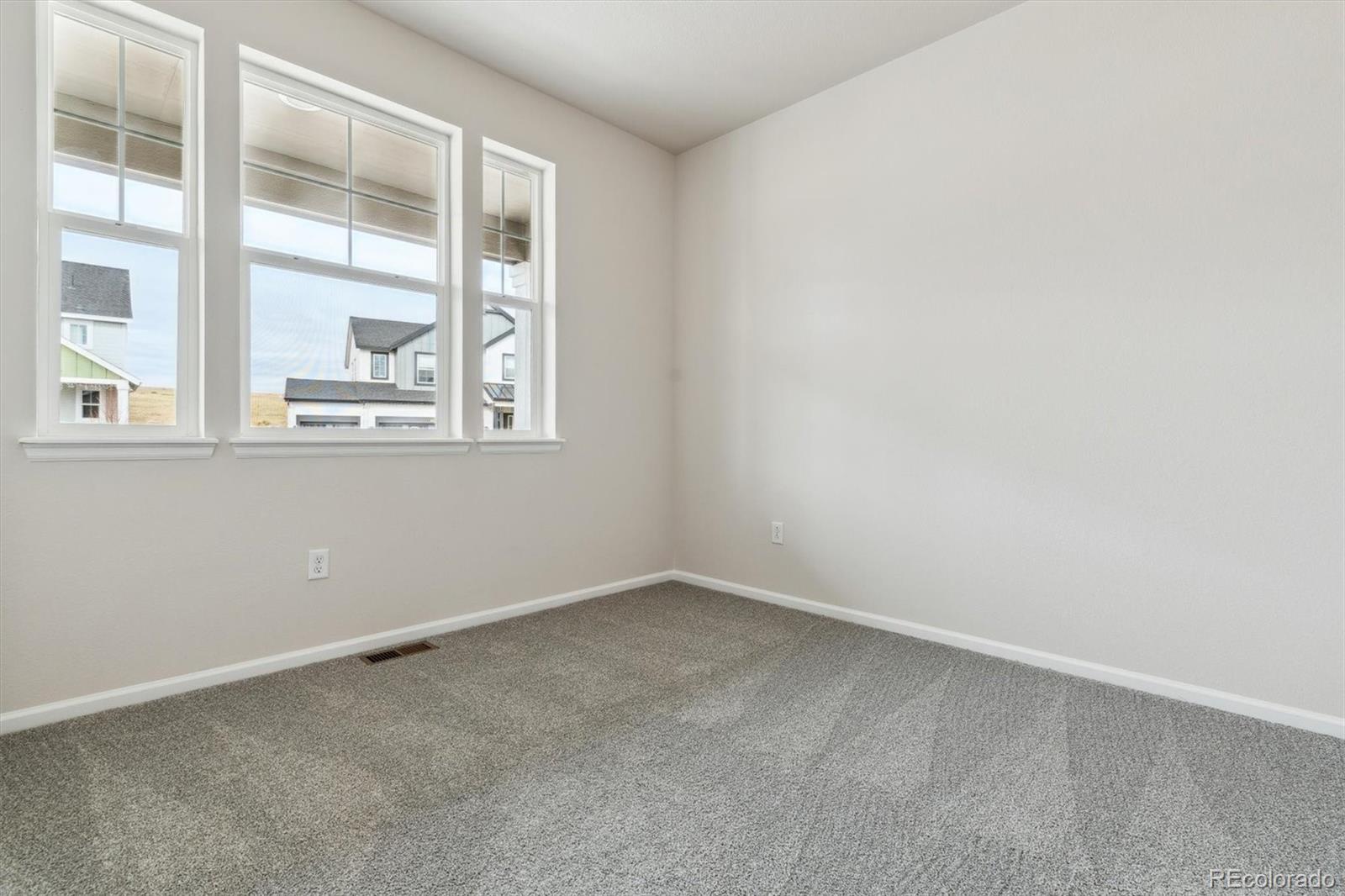 684 Penn Road Elizabeth, CO 80107 - Photo 3 of 32 Gallery Image 3