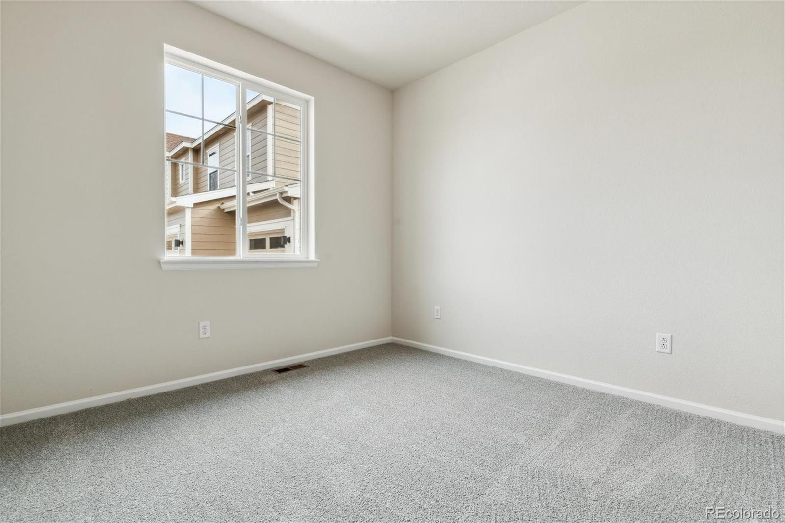 684 Penn Road Elizabeth, CO 80107 - Photo 5 of 32 Gallery Image 5