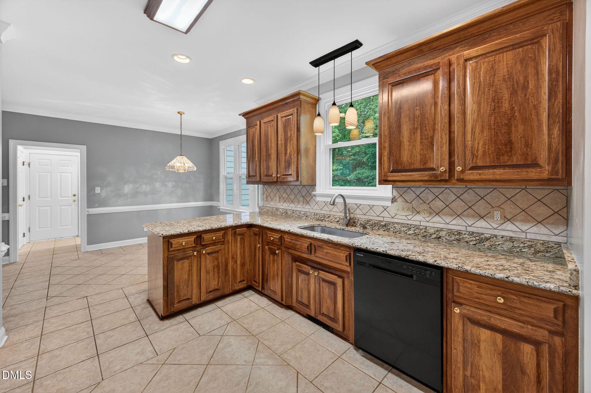2217 Tomotley Court Raleigh, NC 27606 - Photo 14 of 98