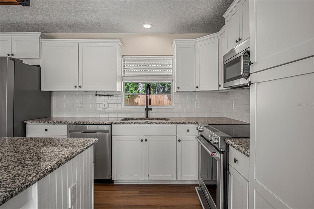 227 Monaco Road Melbourne, FL 32904 - Photo 8 of 28