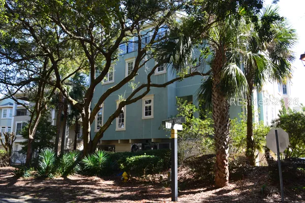 $1,399,000 | 32 Corine Lane, Hilton Head Island, SC 29928