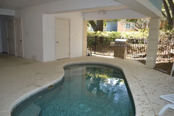 $1,399,000 | 32 Corine Lane, Hilton Head Island, SC 29928