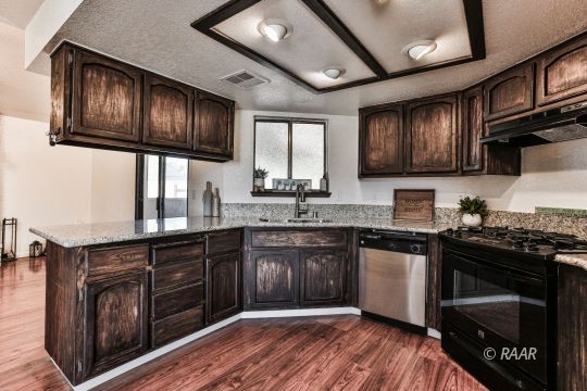 720 South Chesapeake Street Ridgecrest, CA 93555 - Photo 3 of 26