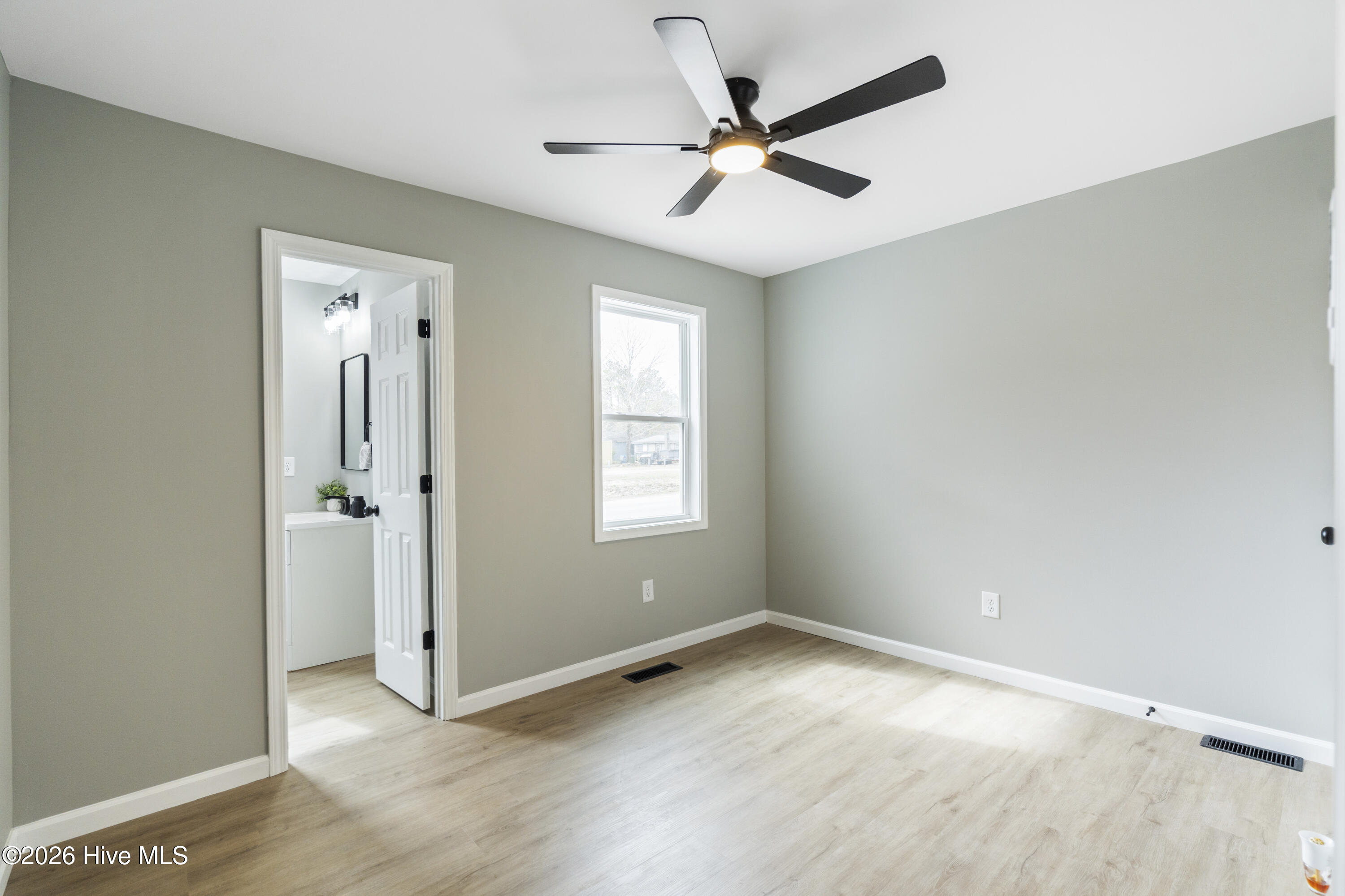 155 Bryan Road Wilmington, NC 28412 - Photo 29 of 50 Master Bedroom