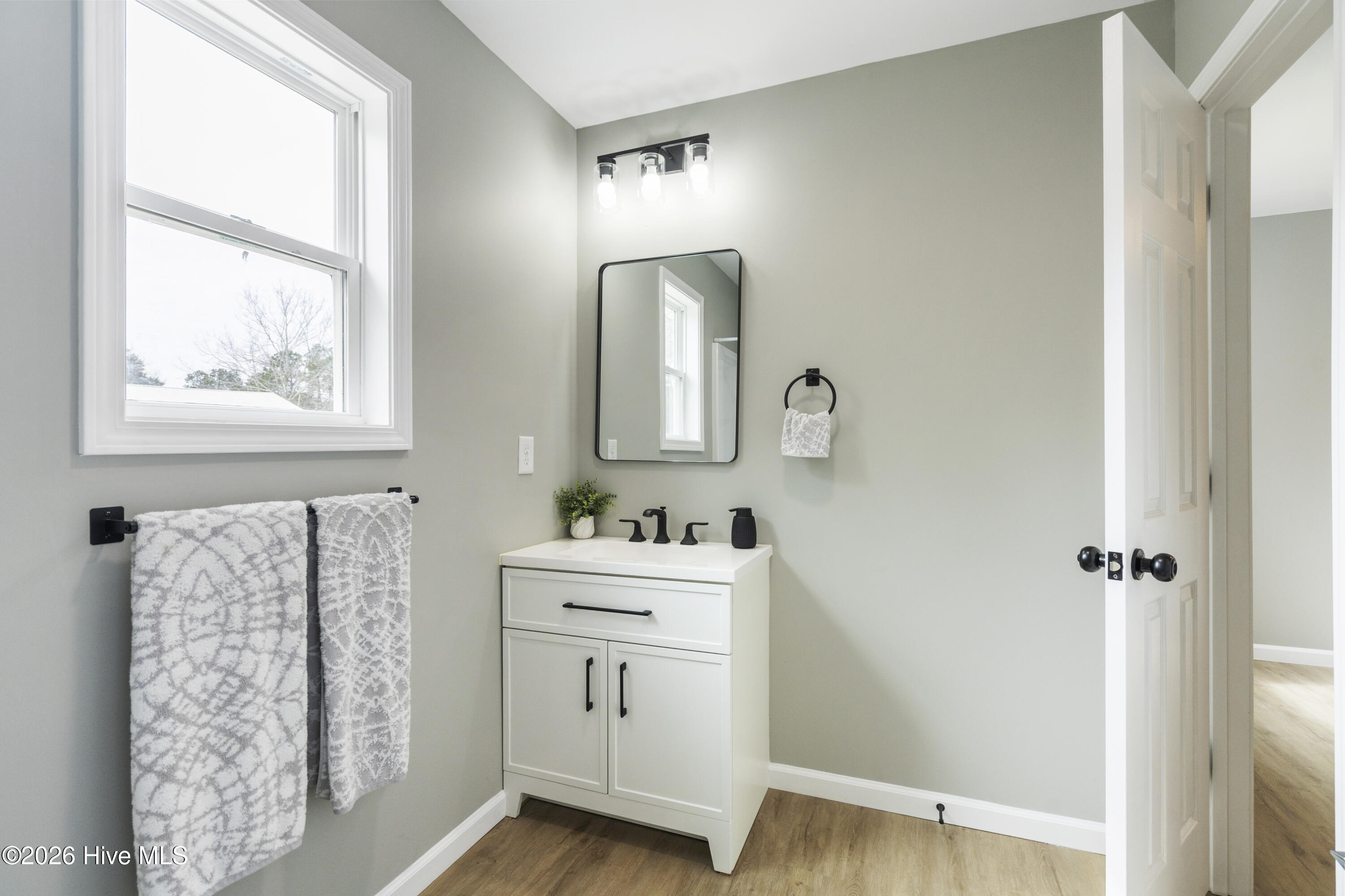 155 Bryan Road Wilmington, NC 28412 - Photo 33 of 50 Master Bathroom