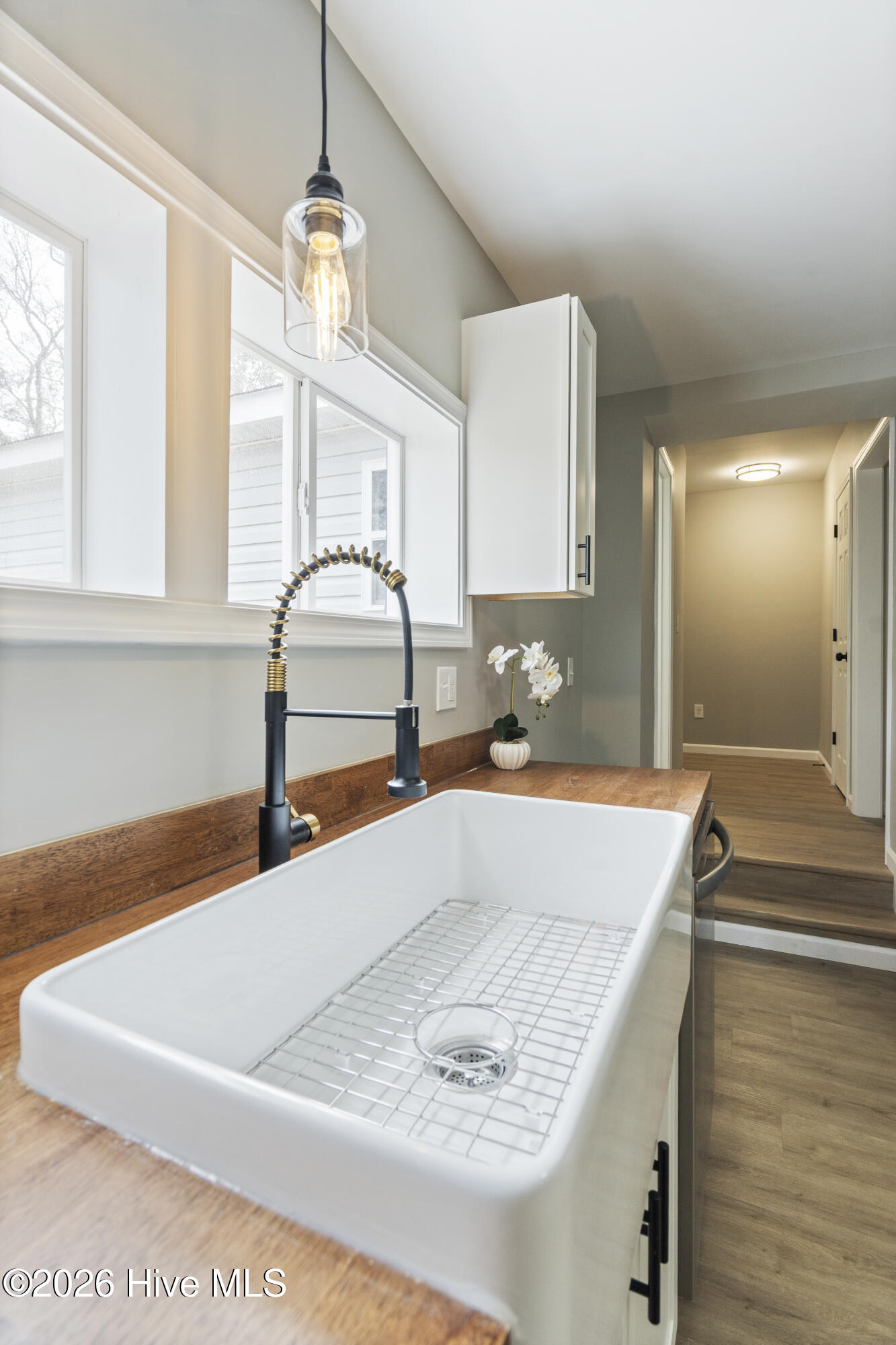 155 Bryan Road Wilmington, NC 28412 - Photo 6 of 50 Kitchen