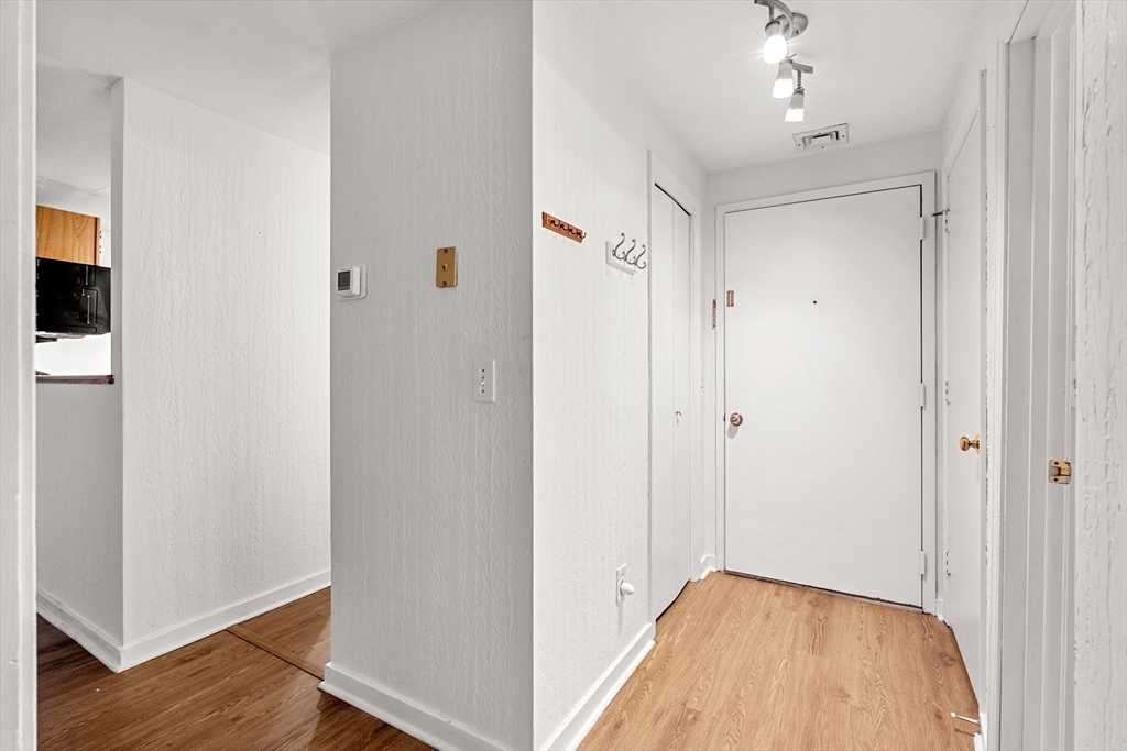 132 West Meadow Road, Unit 9 Haverhill, MA 01832 - Photo 13 of 27 Gallery Image 13