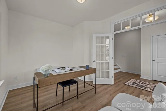 a view of a livingroom with furniture