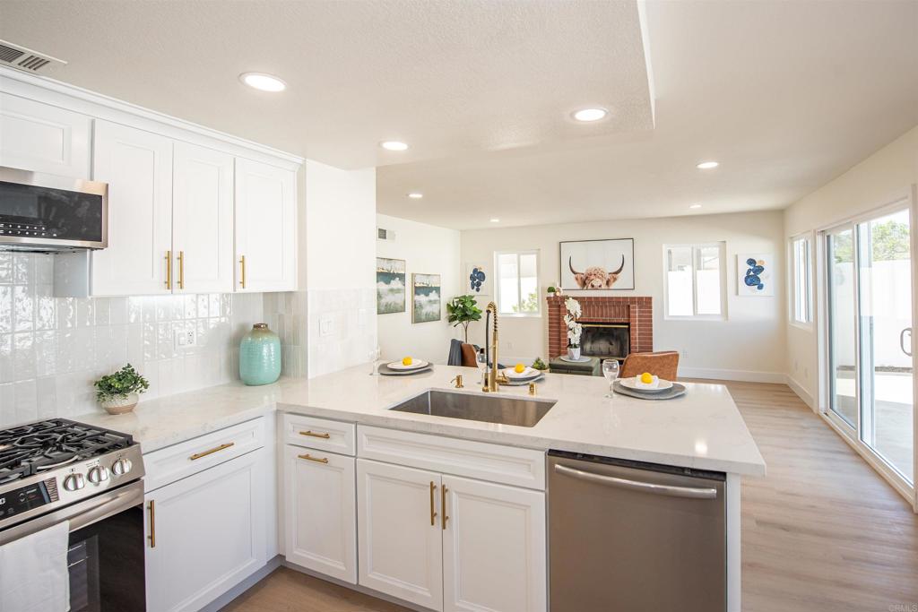 2038 Ridgeline Avenue Vista, CA 92081 - Photo 15 of 41