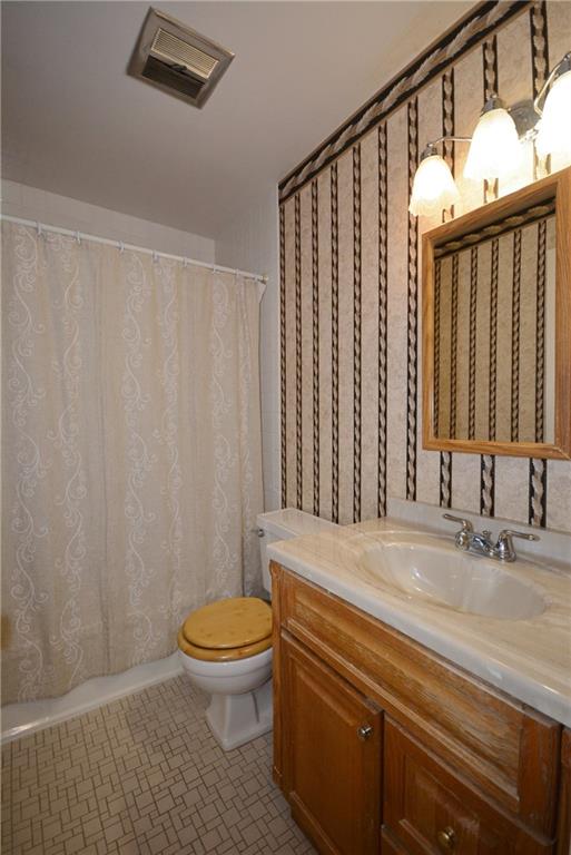 209 Coraopolis Road, Unit D12 Coraopolis, PA 15108 - Photo 17 of 23 Gallery Image 17