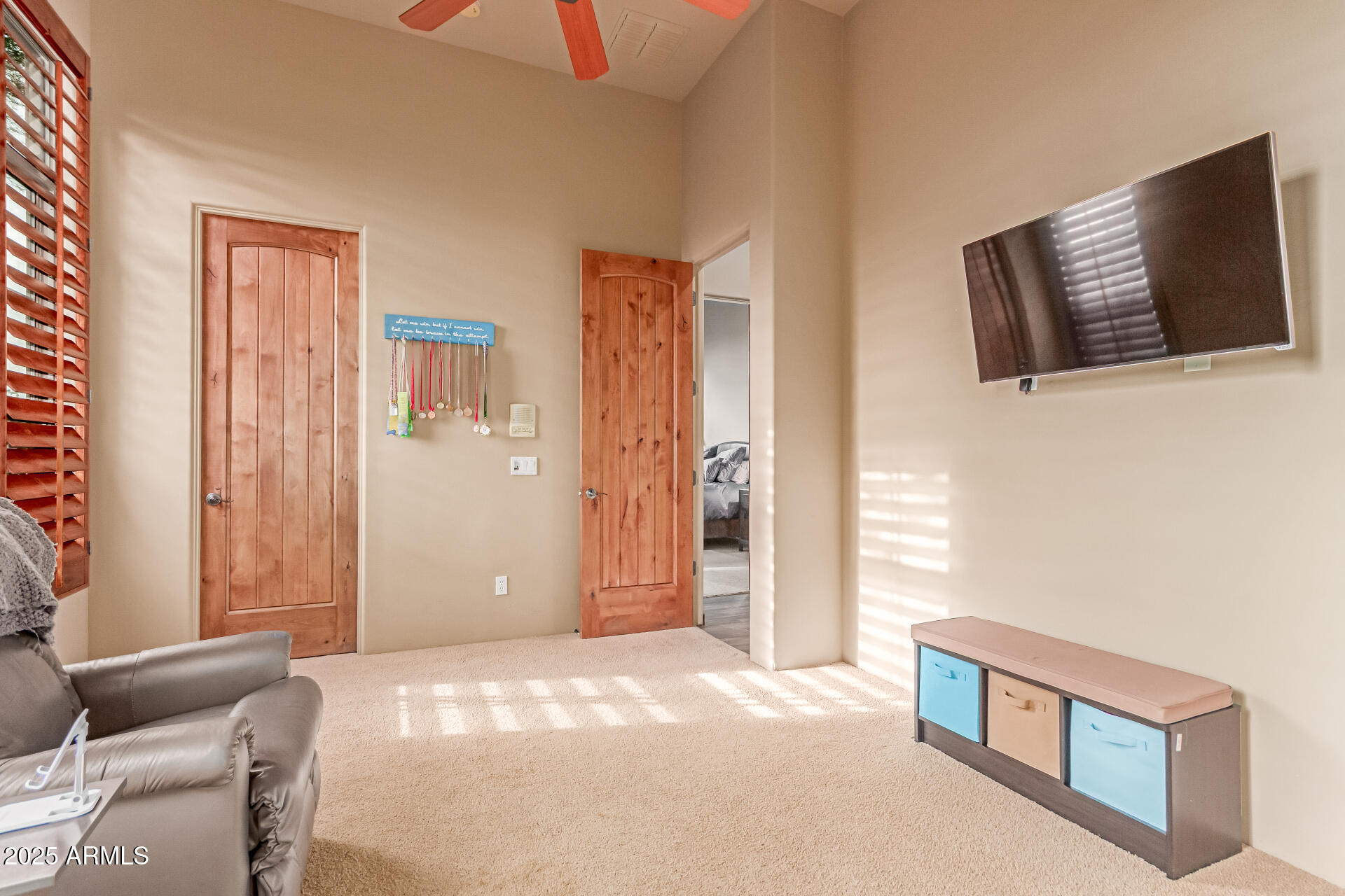 4317 North Brighton Circle Mesa, AZ 85207 - Photo 33 of 76 a spacious bedroom with a bed and furniture