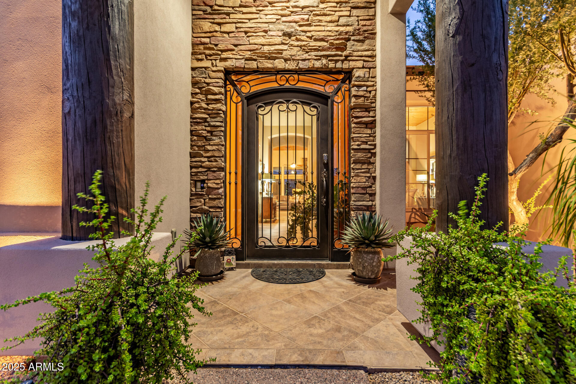 4317 North Brighton Circle Mesa, AZ 85207 - Photo 4 of 76 a front view of a house with a yard