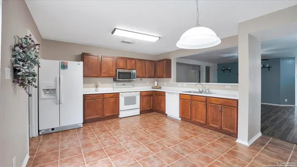 $1,795 | 3967 Cherokee Boulevard, New Braunfels, TX 78132