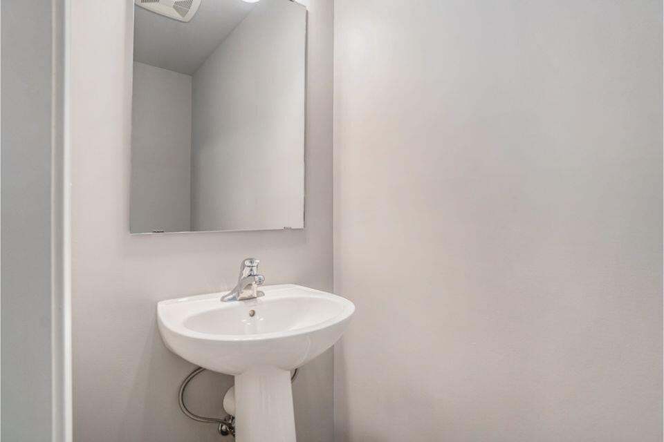 2803 Riley Ridge Road Holland, MI 49424 - Photo 3 of 37 SOS036-i1835-Powder Room