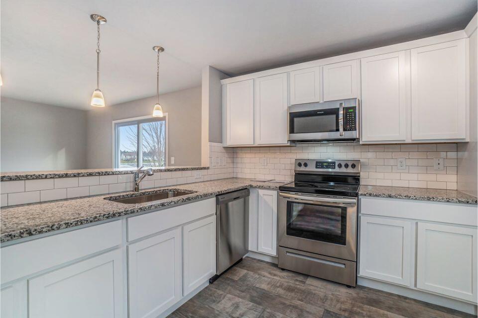 2803 Riley Ridge Road Holland, MI 49424 - Photo 8 of 37 SOS036-i1835-Kitchen2