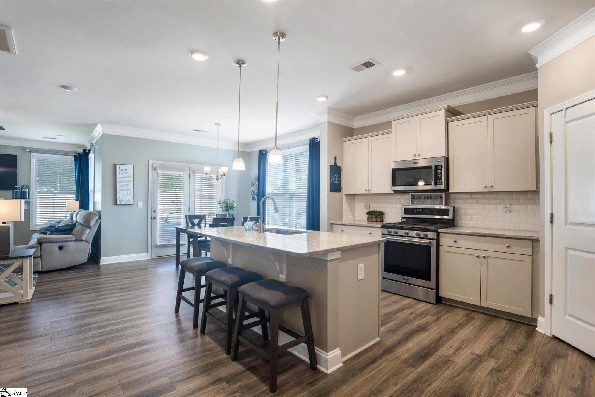 133 Yellow Fox Road Greer, SC 29650 - Photo 7 of 35