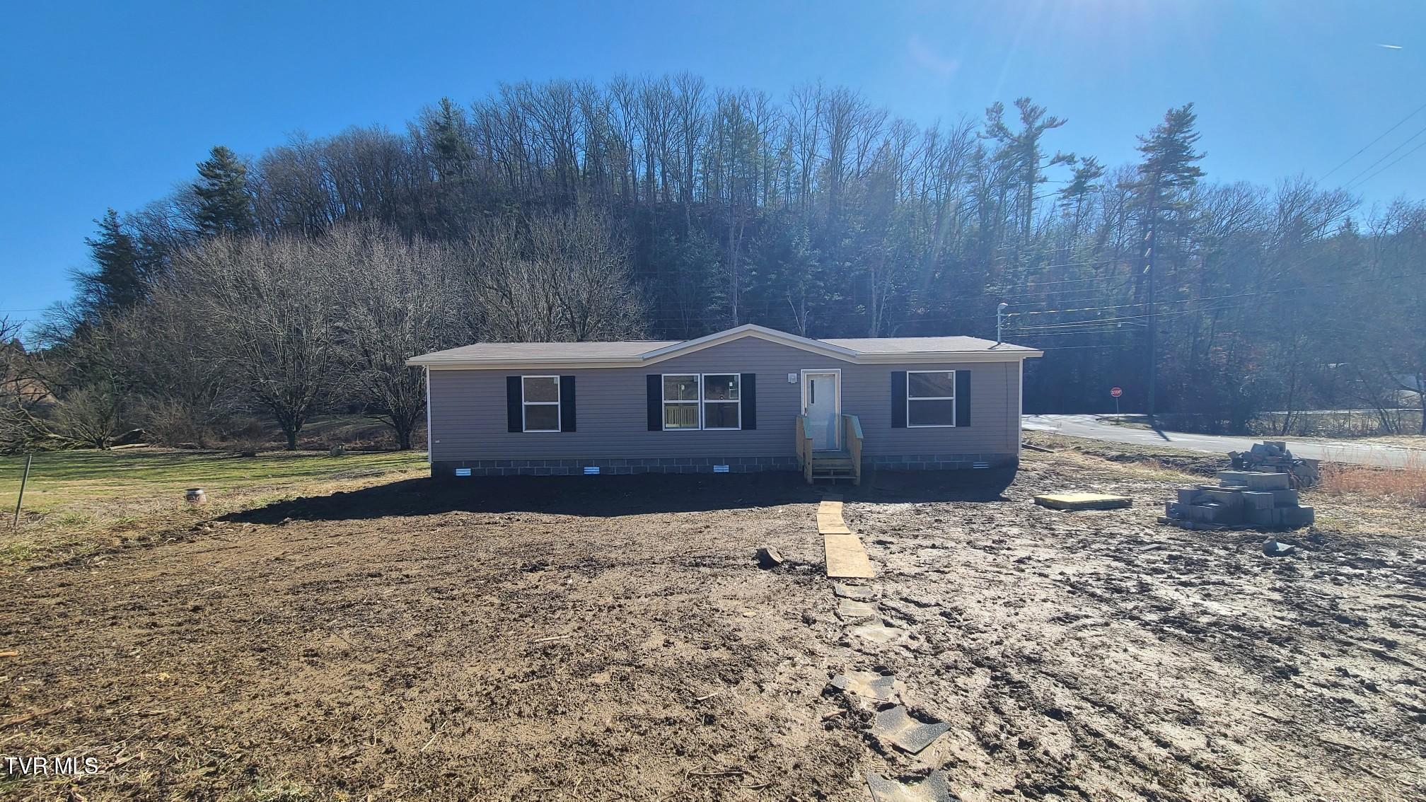 251 Bellebrook Road Bristol, TN 37620 - Photo 1 of 11 FRONT