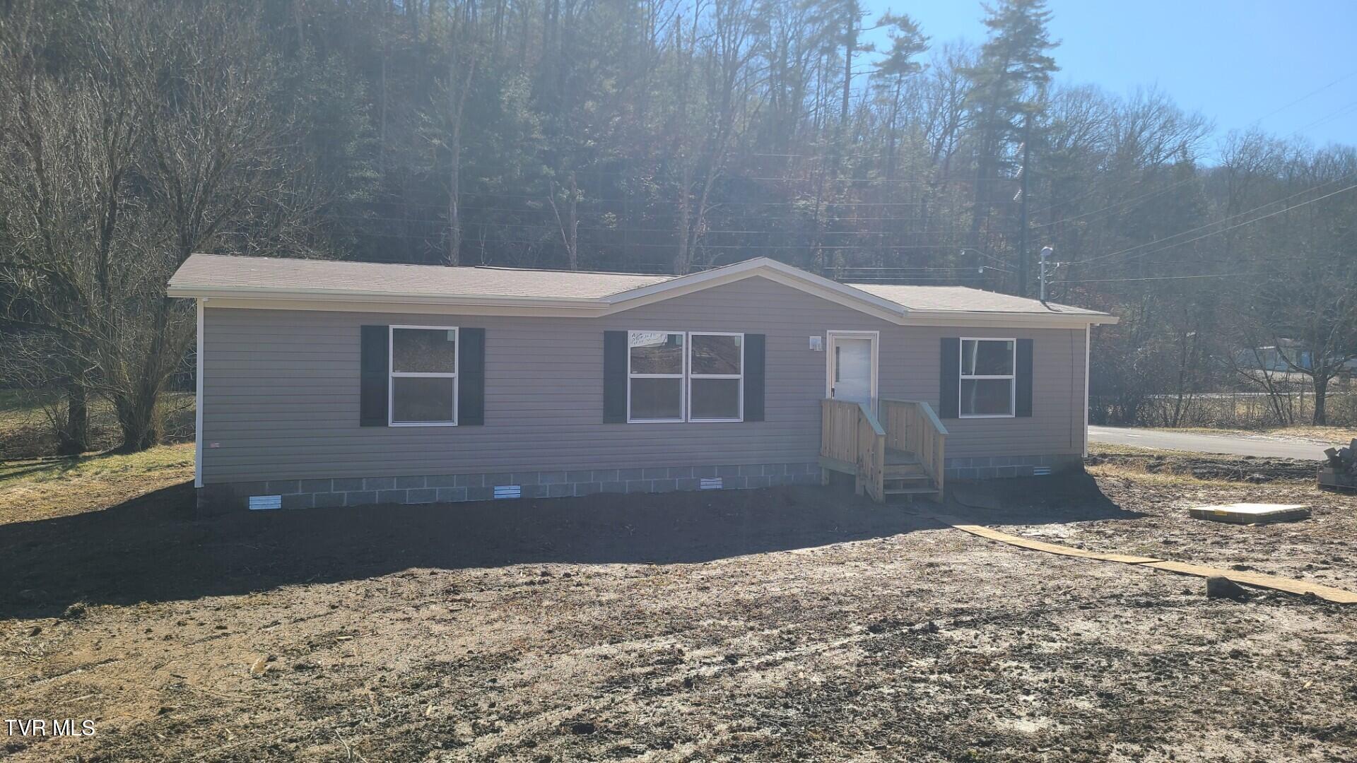 251 Bellebrook Road Bristol, TN 37620 - Photo 2 of 11 FRONT2