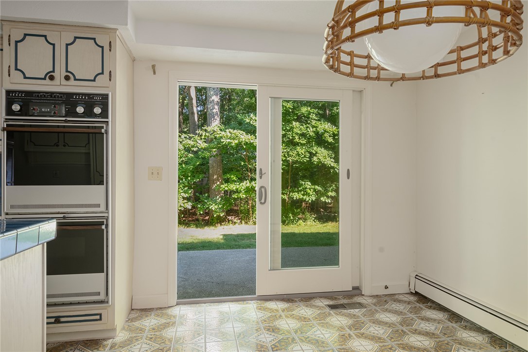 31 Lennon Road Lincoln, RI 02865 - Photo 15 of 40 Gallery Image 15
