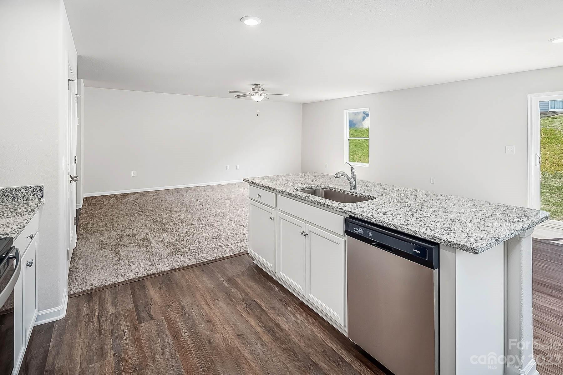 1132 Nia Road Charlotte, NC 28215 - Photo 6 of 13 Gallery Image 6