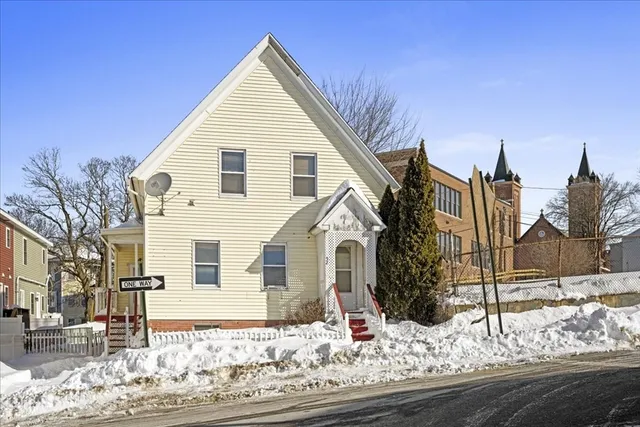 $269,900 | 52 Harrison Street, Worcester, MA 01604