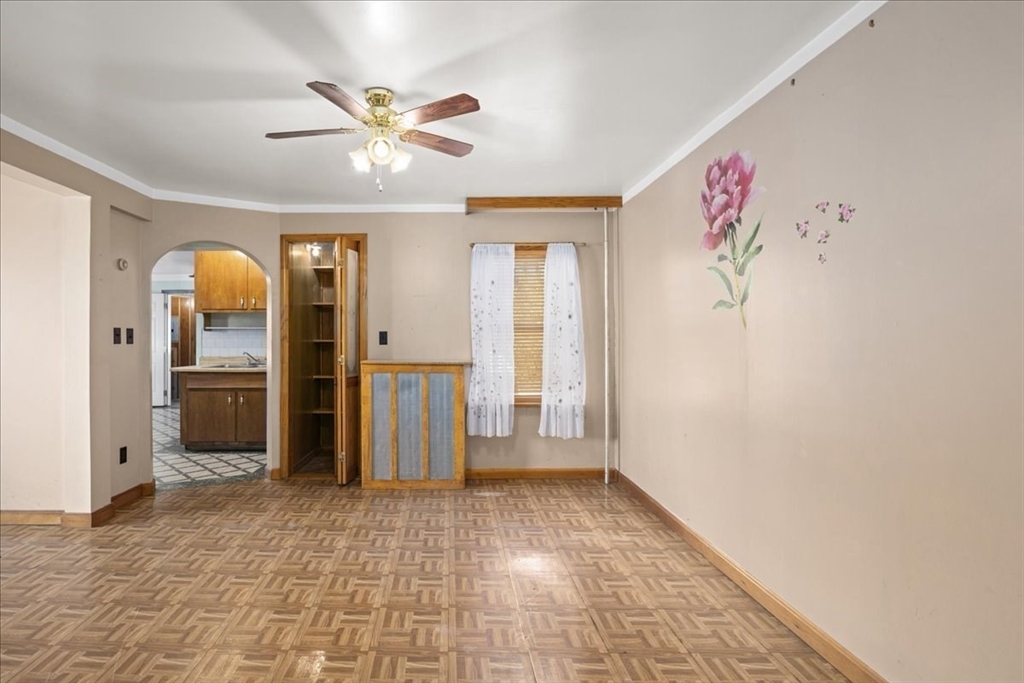 52 Harrison Street Worcester, MA 01604 - Photo 16 of 38