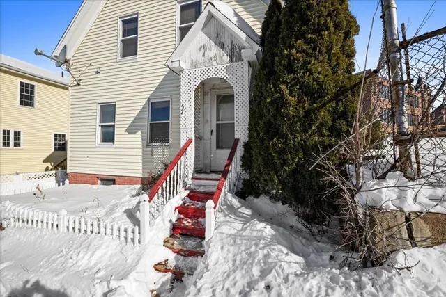 $269,900 | 52 Harrison Street, Worcester, MA 01604